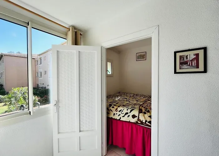 Appartement Du Golf Calvi (Corsica)